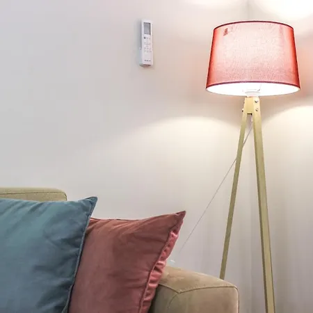Apartment Scandi Charm Two-bedroom With Front Sea View
