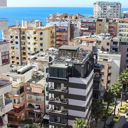 Apartment Scandi Charm Two-bedroom With Front Sea View *